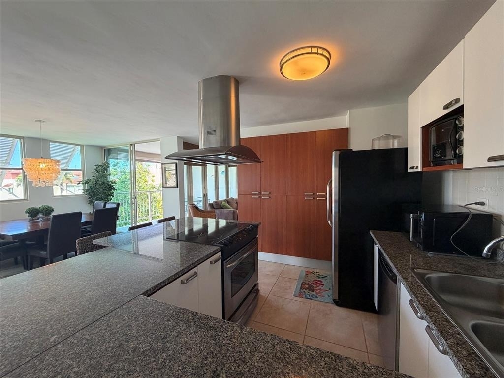 Apt B-205 Cond. Harbour Points - Photo 4