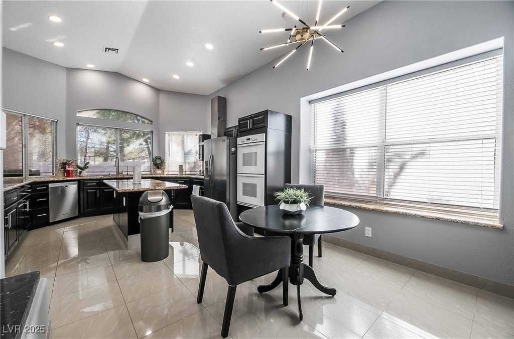 1400 Castle Crest Drive - Photo 17