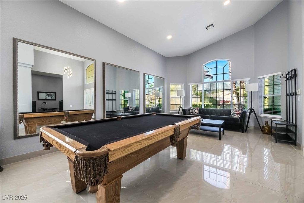 1400 Castle Crest Drive - Photo 3