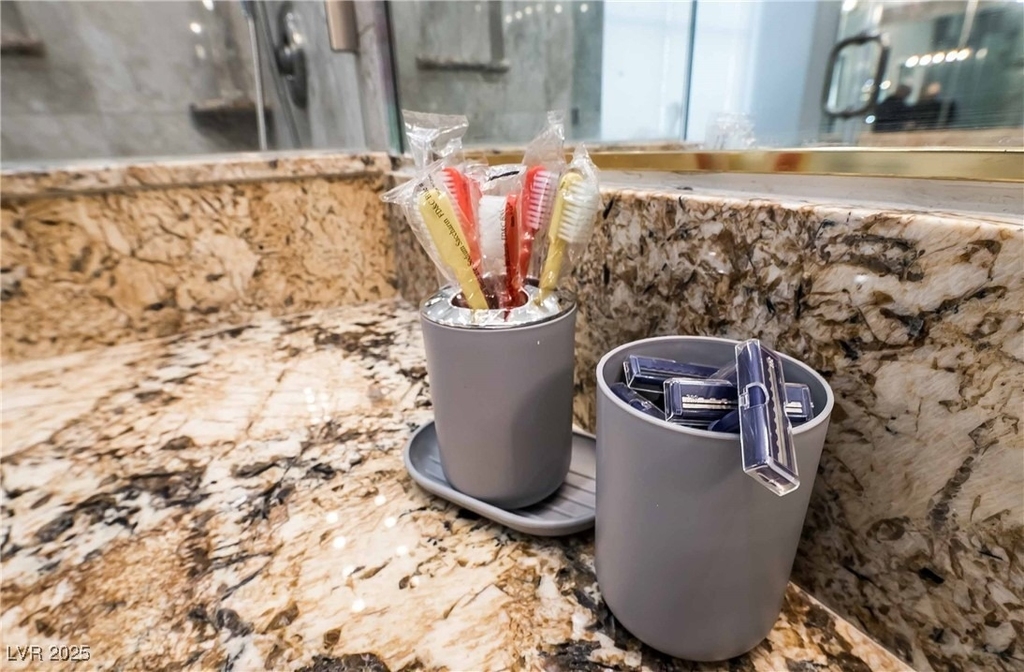 1400 Castle Crest Drive - Photo 36