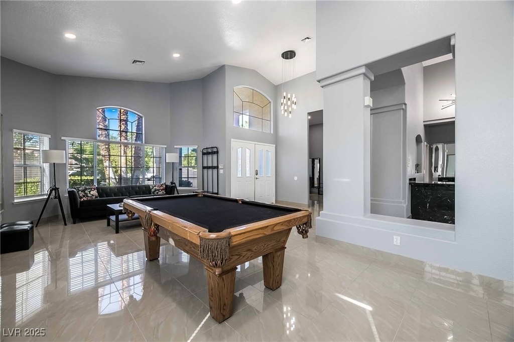 1400 Castle Crest Drive - Photo 5