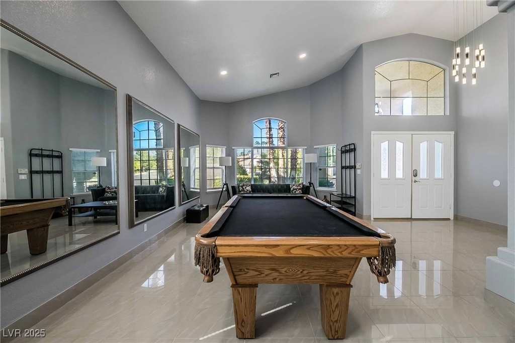 1400 Castle Crest Drive - Photo 4