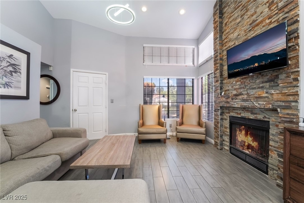 7076 Gunslinger Street - Photo 8