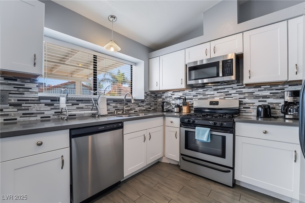 7076 Gunslinger Street - Photo 13