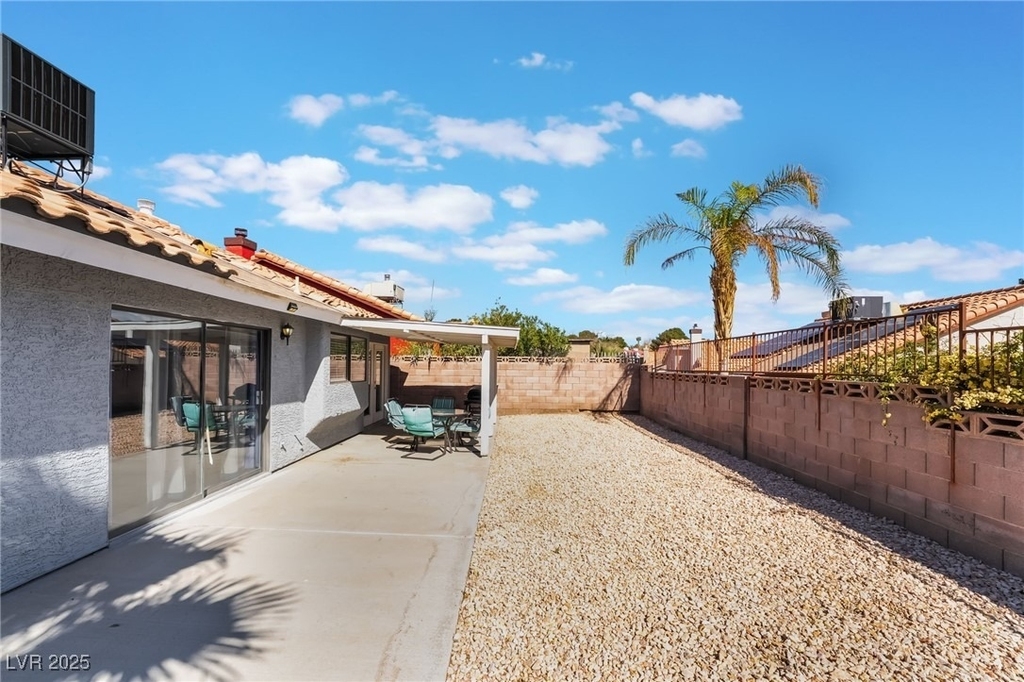 7076 Gunslinger Street - Photo 31