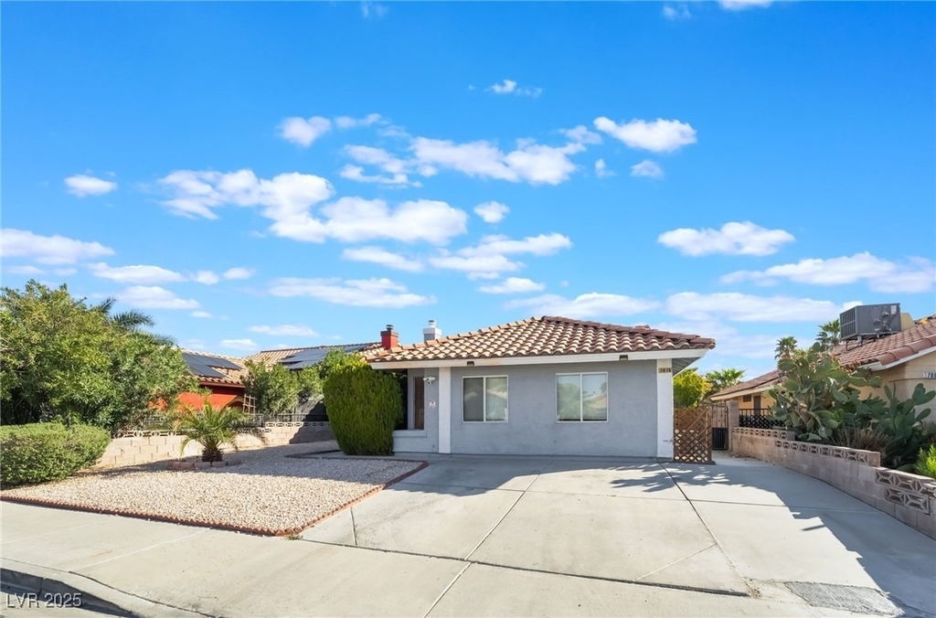 7076 Gunslinger Street - Photo 1