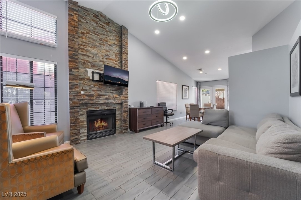 7076 Gunslinger Street - Photo 5