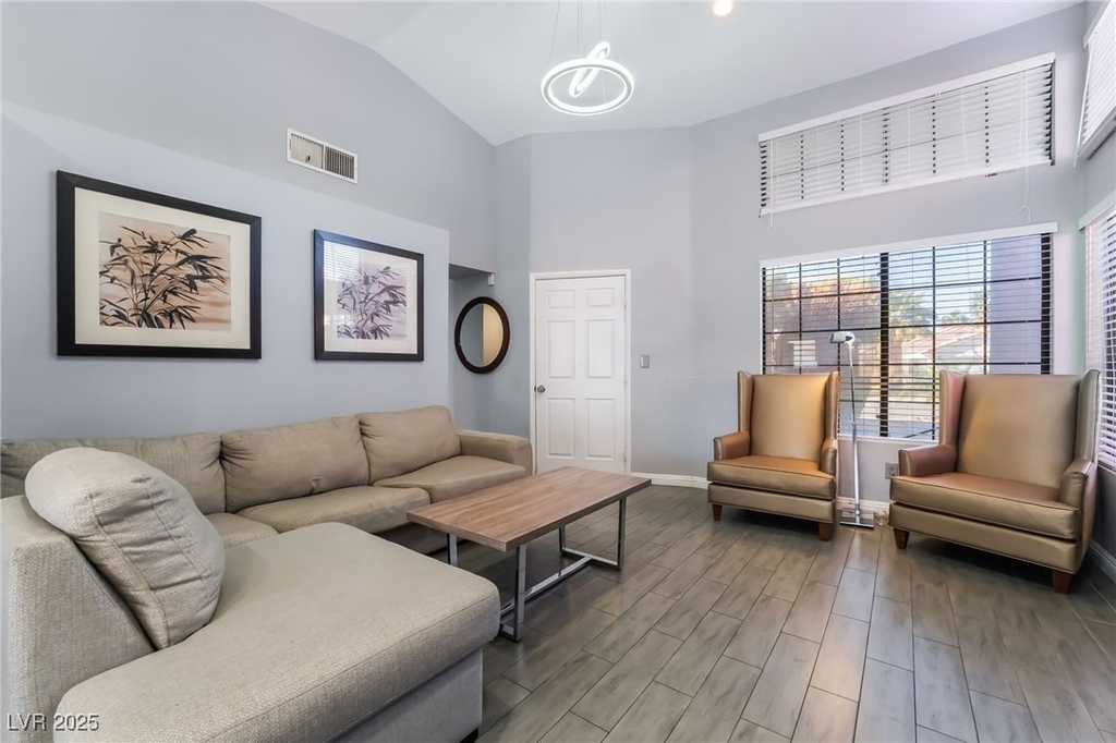 7076 Gunslinger Street - Photo 10