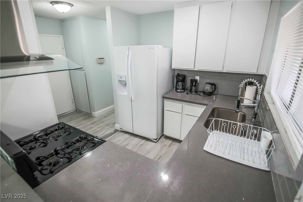7399 Topeka Drive - Photo 10