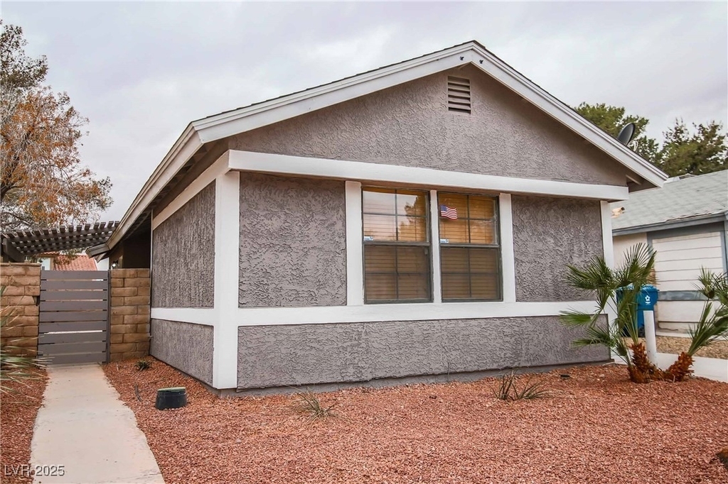 7399 Topeka Drive - Photo 0