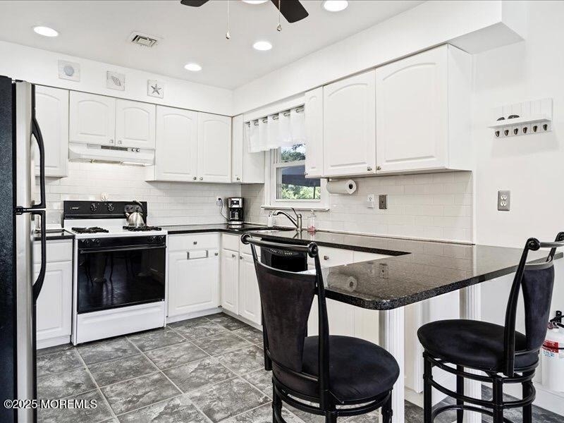 552 Prospect Avenue - Photo 1