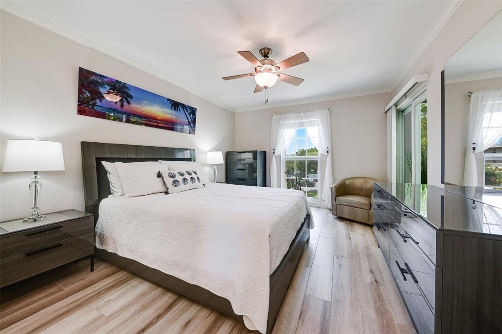 773 Jeffery Street - Photo 10