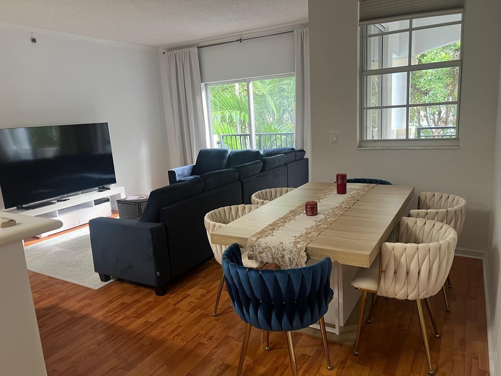 3205 Ne 184th Street - Photo 4