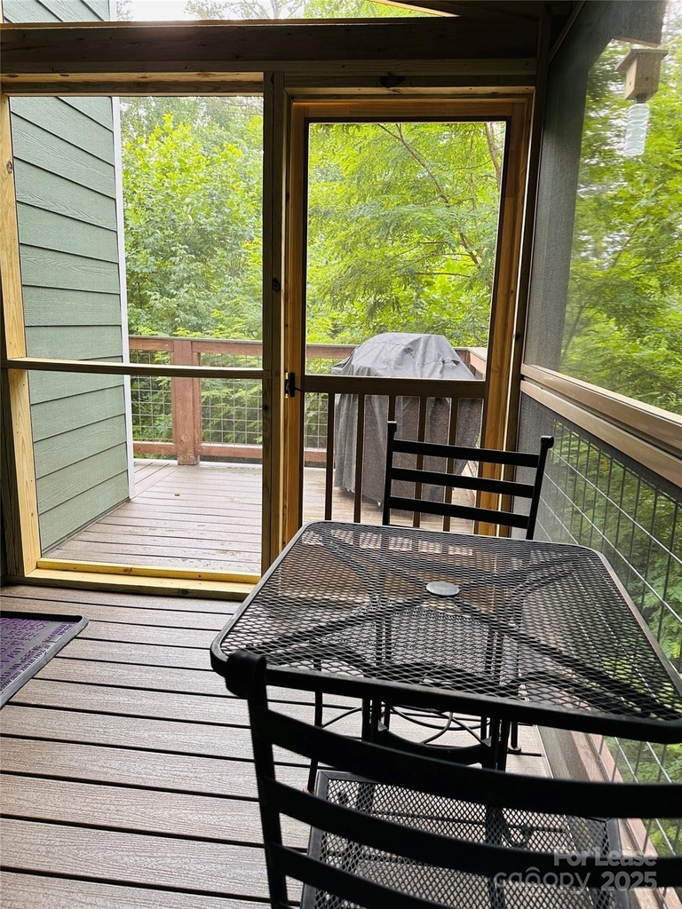 14 Constitution Court - Photo 28