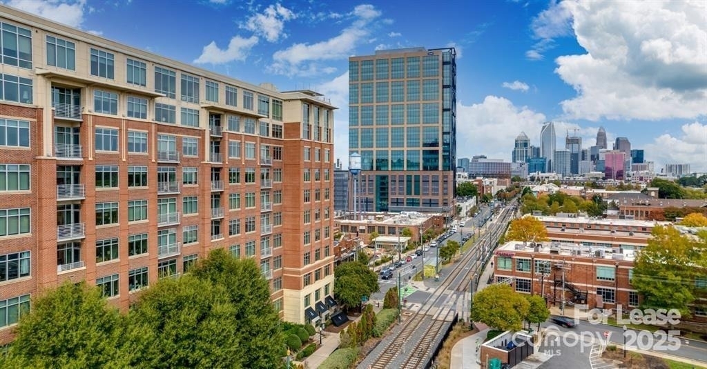 125 W Tremont Avenue - Photo 1