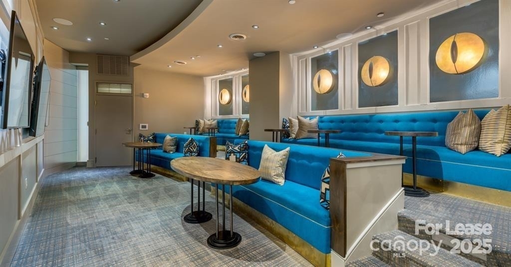 125 W Tremont Avenue - Photo 12