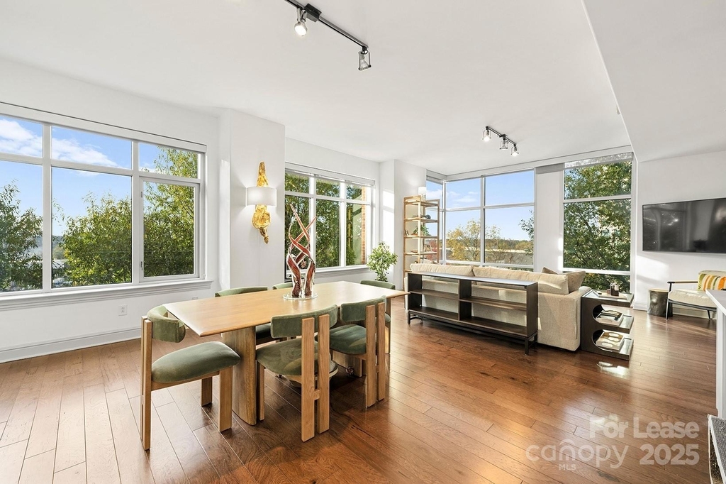 125 W Tremont Avenue - Photo 31