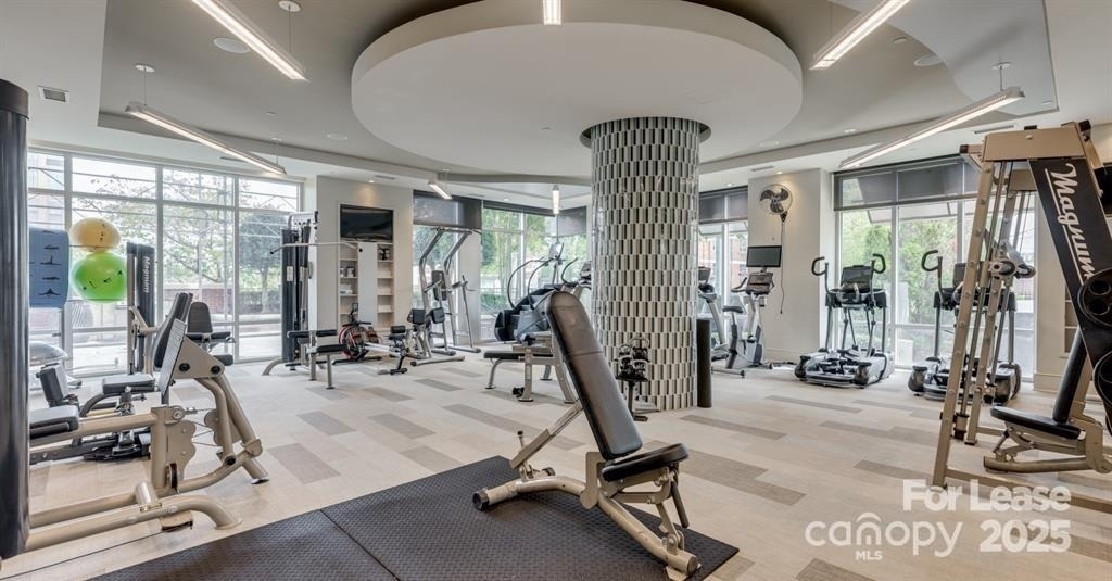 125 W Tremont Avenue - Photo 11