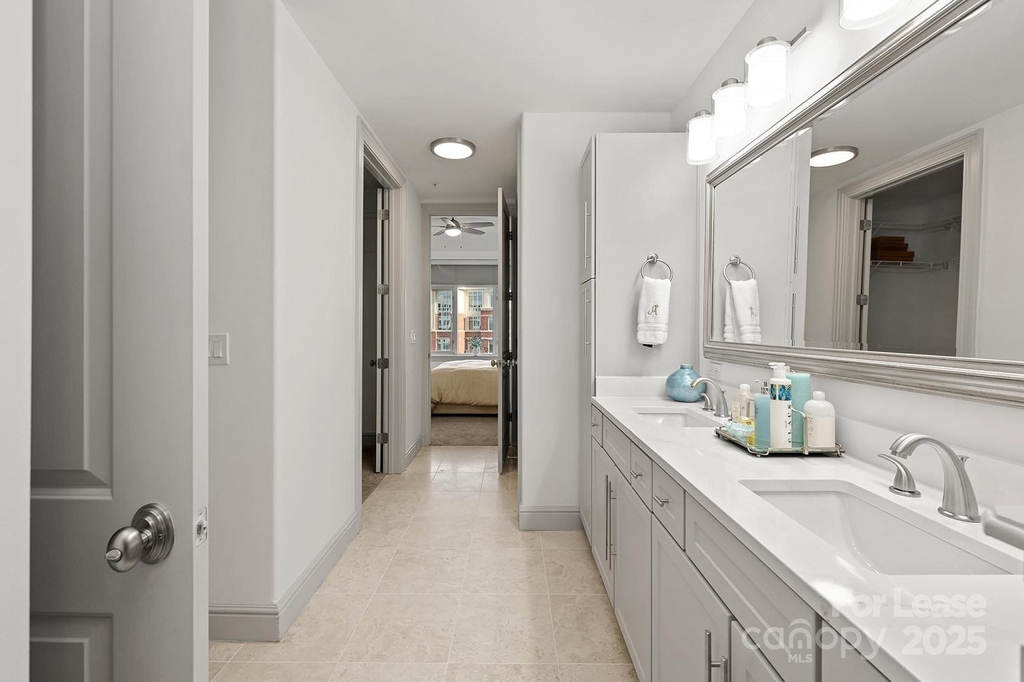 125 W Tremont Avenue - Photo 43