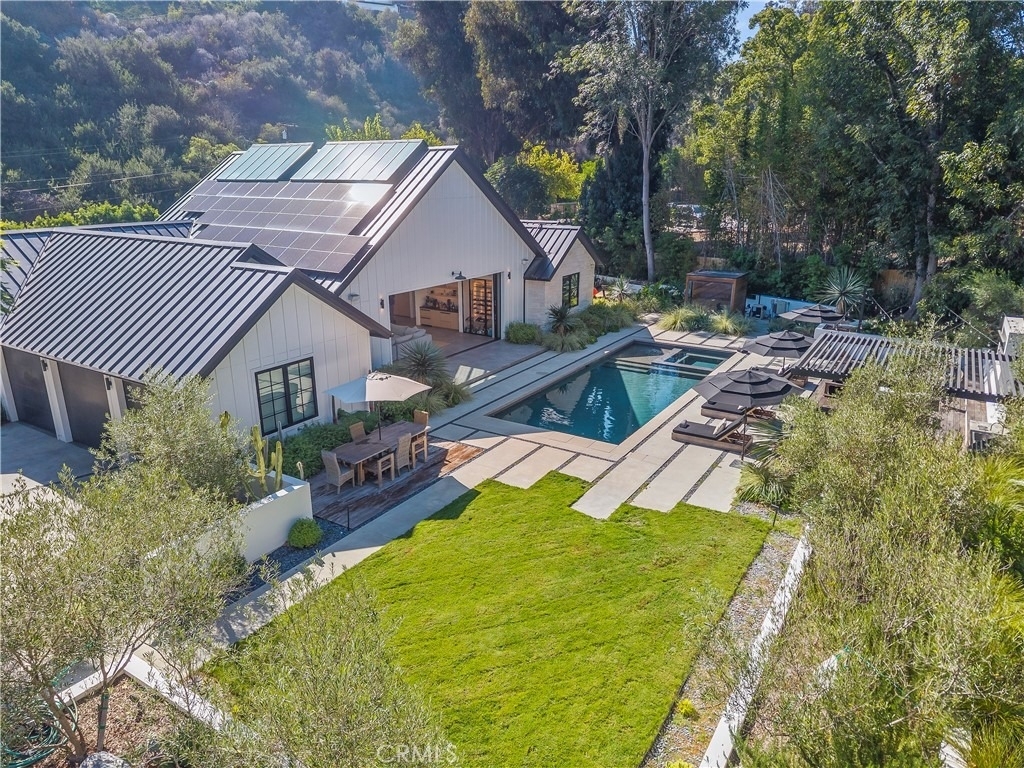 4874 Sun Valley Rd. - Photo 2
