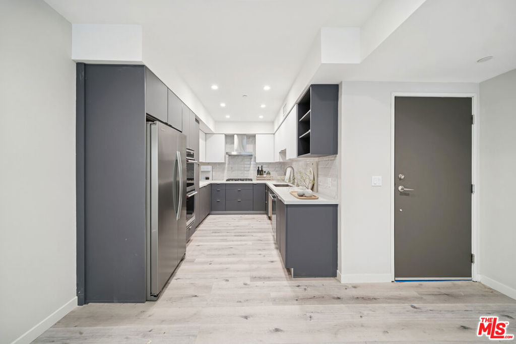 1051 S Corning Street - Photo 3