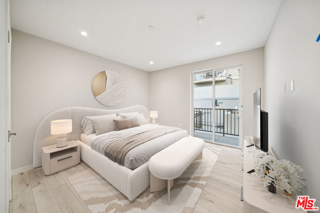 1051 S Corning Street - Photo 15