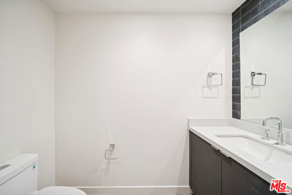 1051 S Corning Street - Photo 8