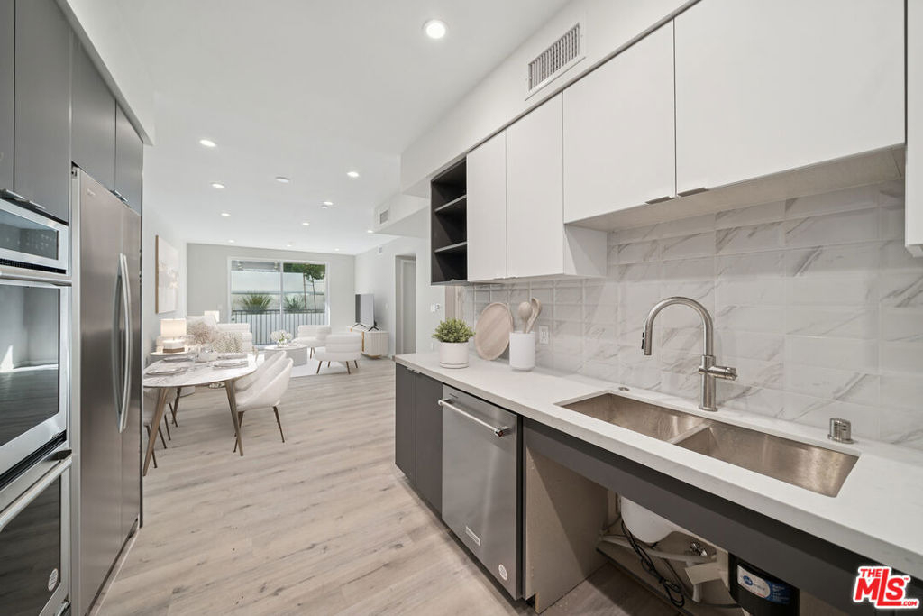 1051 S Corning Street - Photo 6