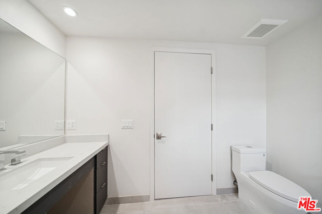 1051 S Corning Street - Photo 19