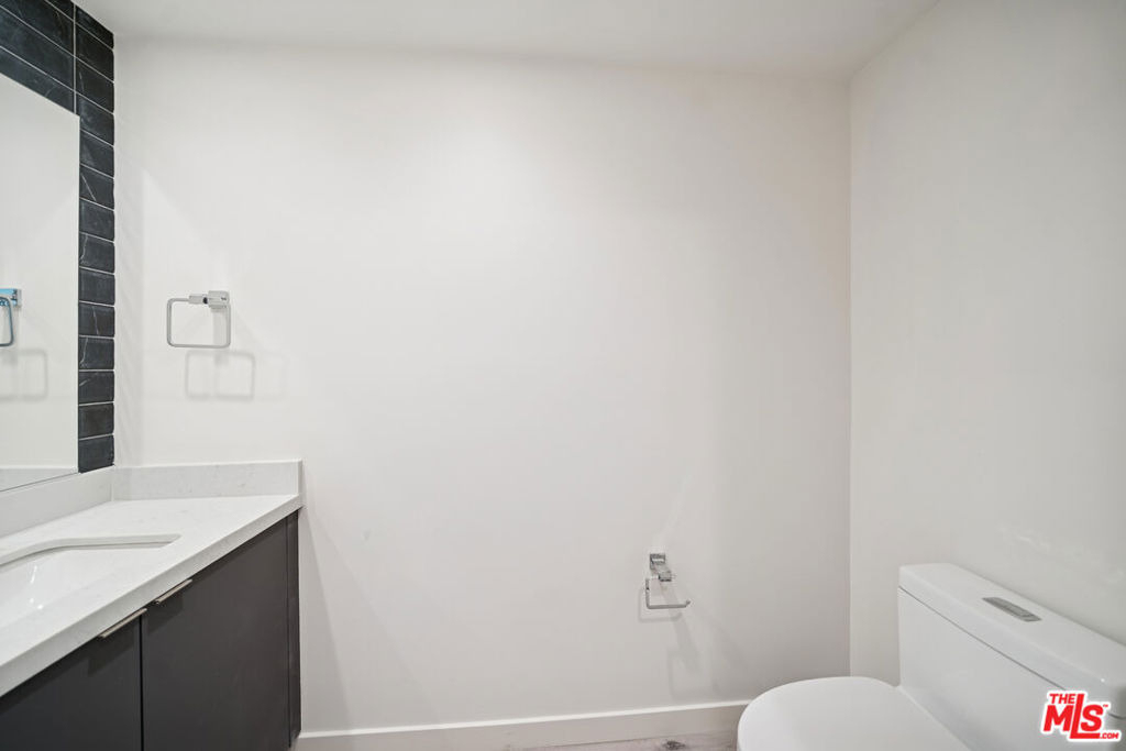 1051 S Corning Street - Photo 8