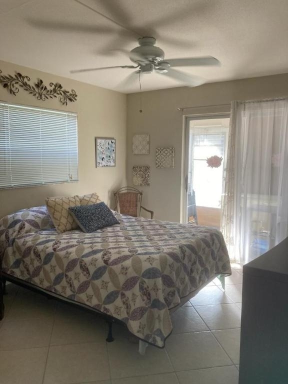 445 Saxony Way - Photo 4