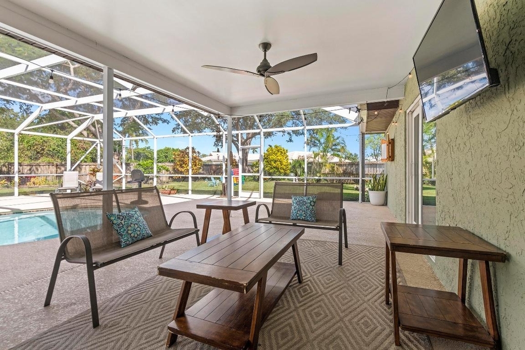 762 Se River Lane - Photo 9