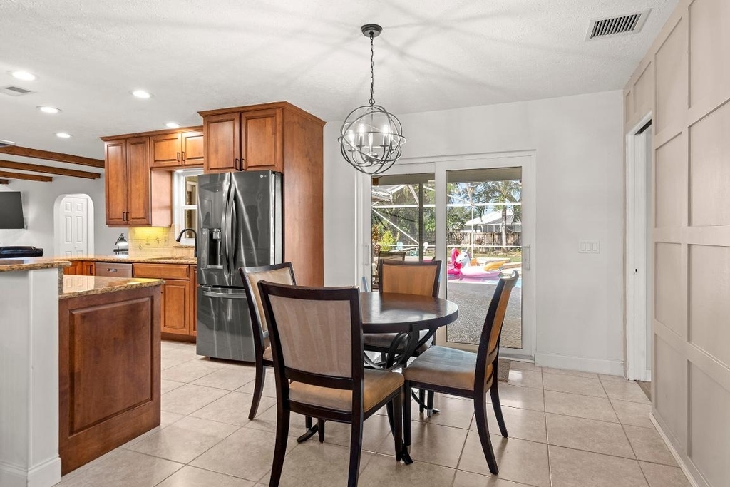 762 Se River Lane - Photo 27