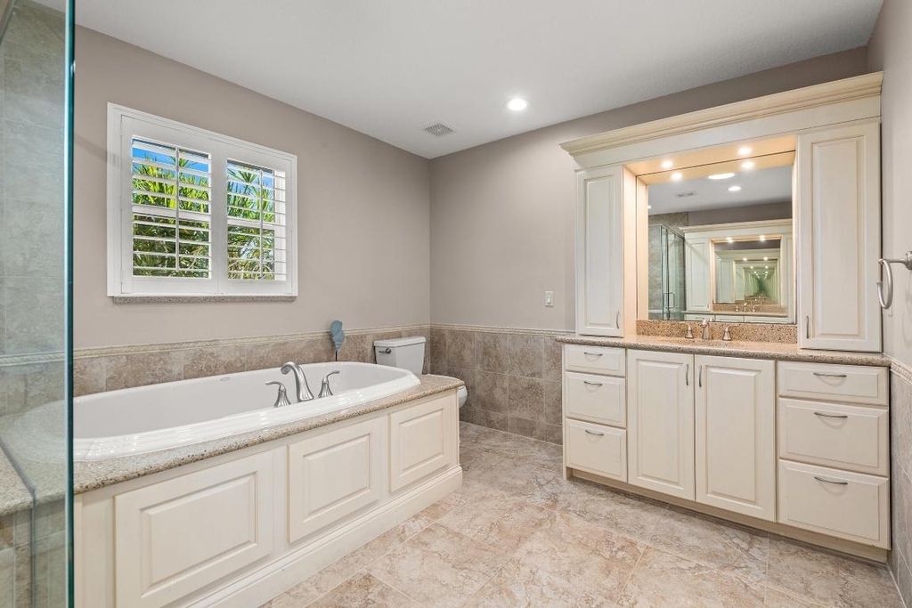 762 Se River Lane - Photo 16