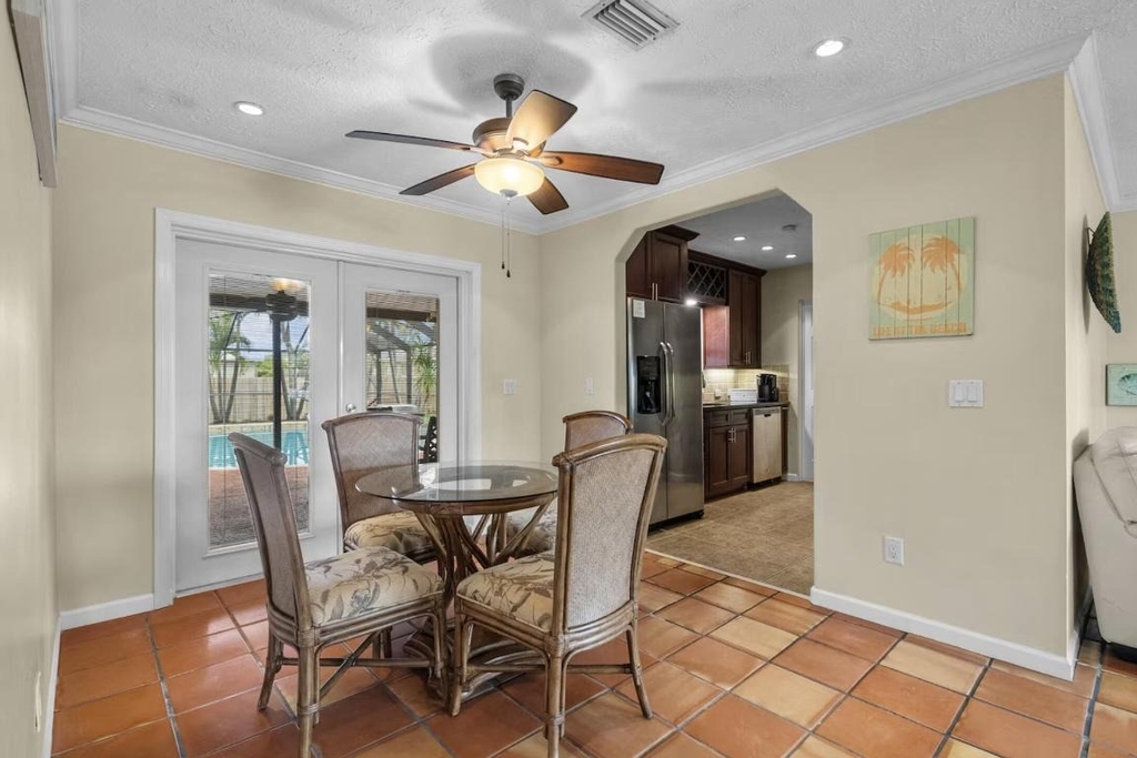 991 Se Walters Terrace - Photo 8
