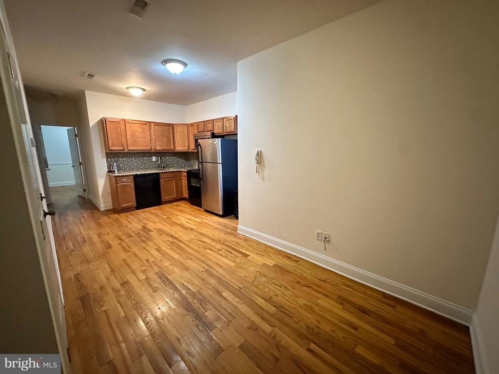 2258 N Park Avenue - Photo 11
