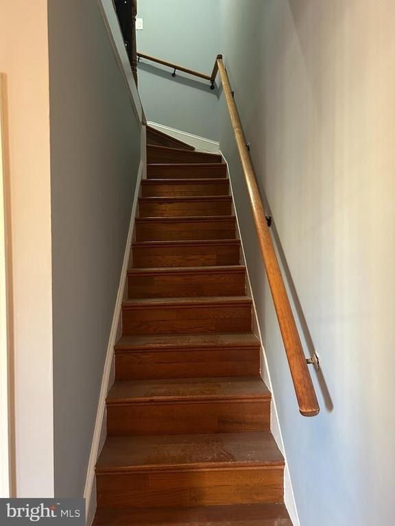 1169 Morse Street Ne - Photo 6