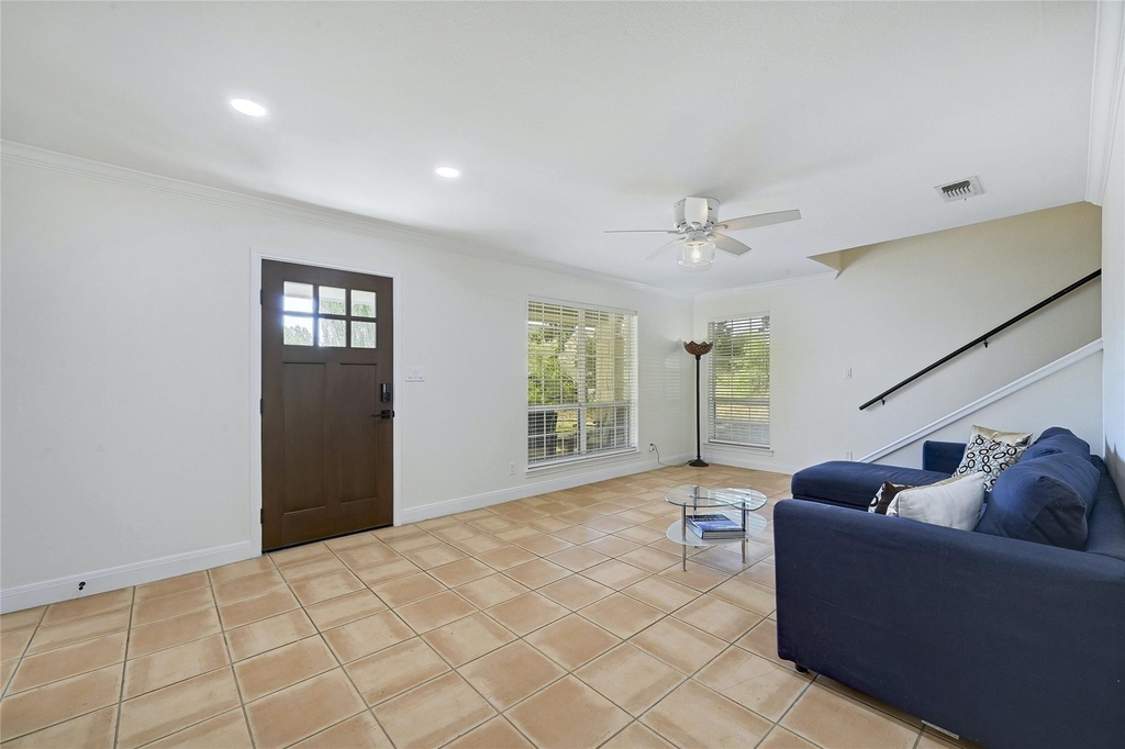 410 Hi Circle West - Photo 3
