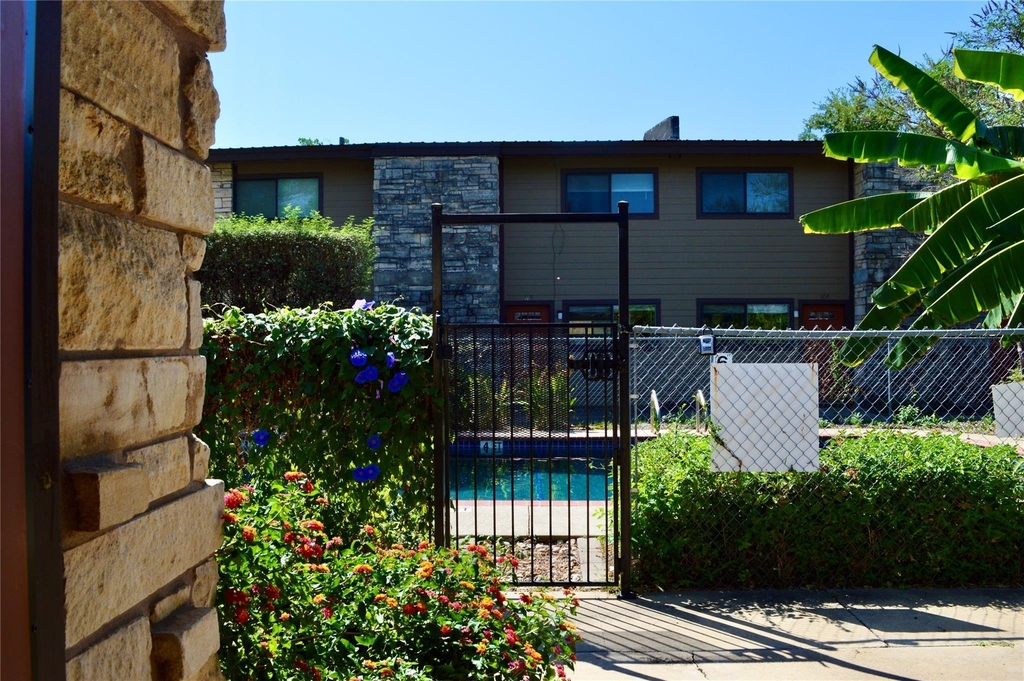 5001 Bull Creek Rd - Photo 4