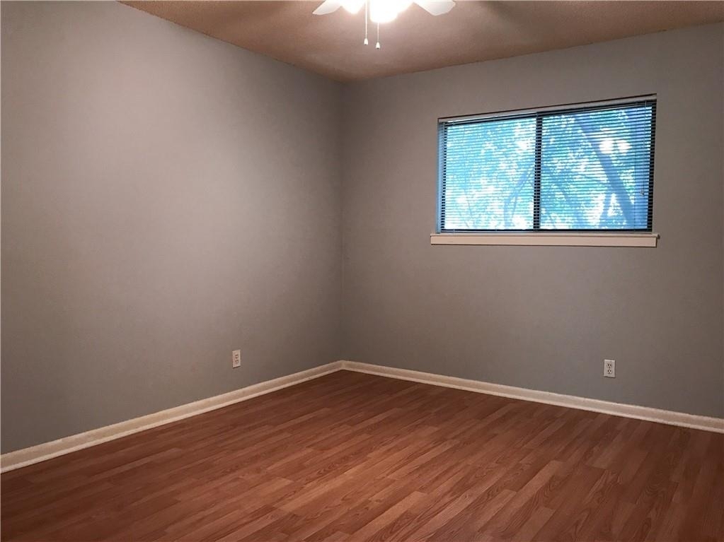 5001 Bull Creek Rd - Photo 1