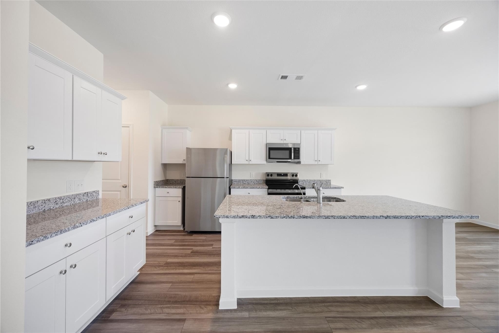 8807 Vacek Crossing Way - Photo 27