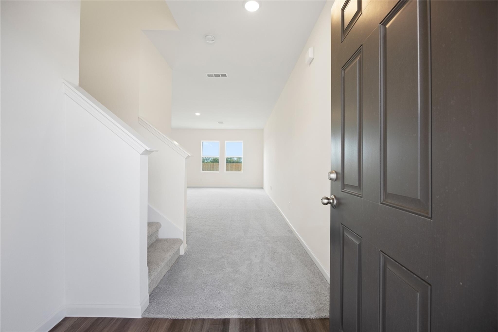 8807 Vacek Crossing Way - Photo 18