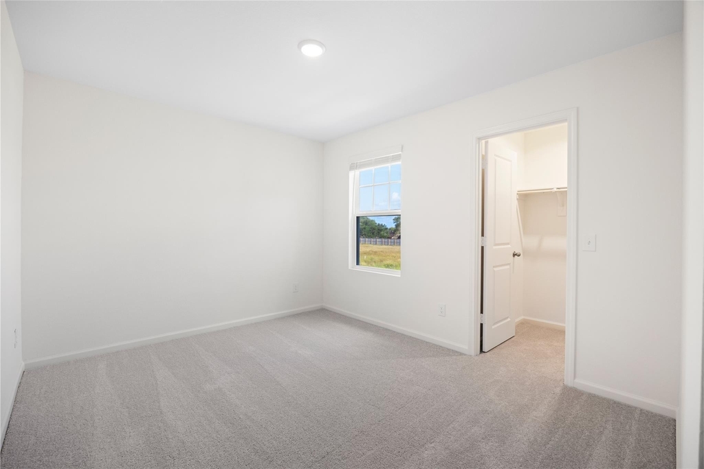 8807 Vacek Crossing Way - Photo 17