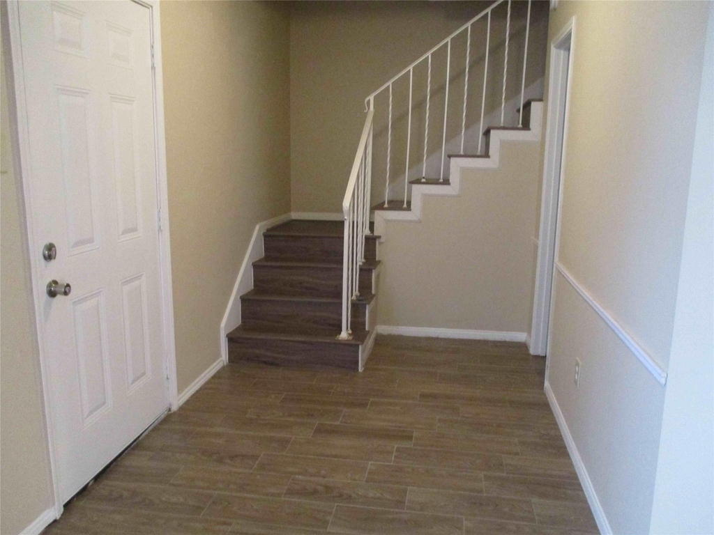 5506 Deep Forest Drive - Photo 9