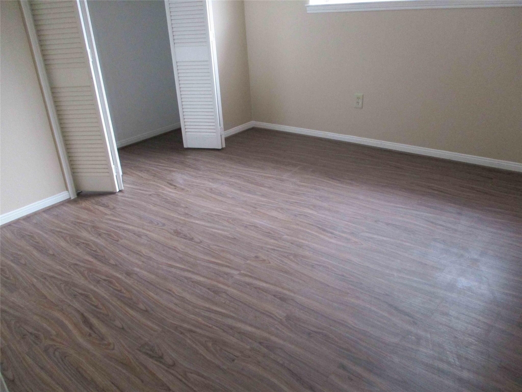 5506 Deep Forest Drive - Photo 14
