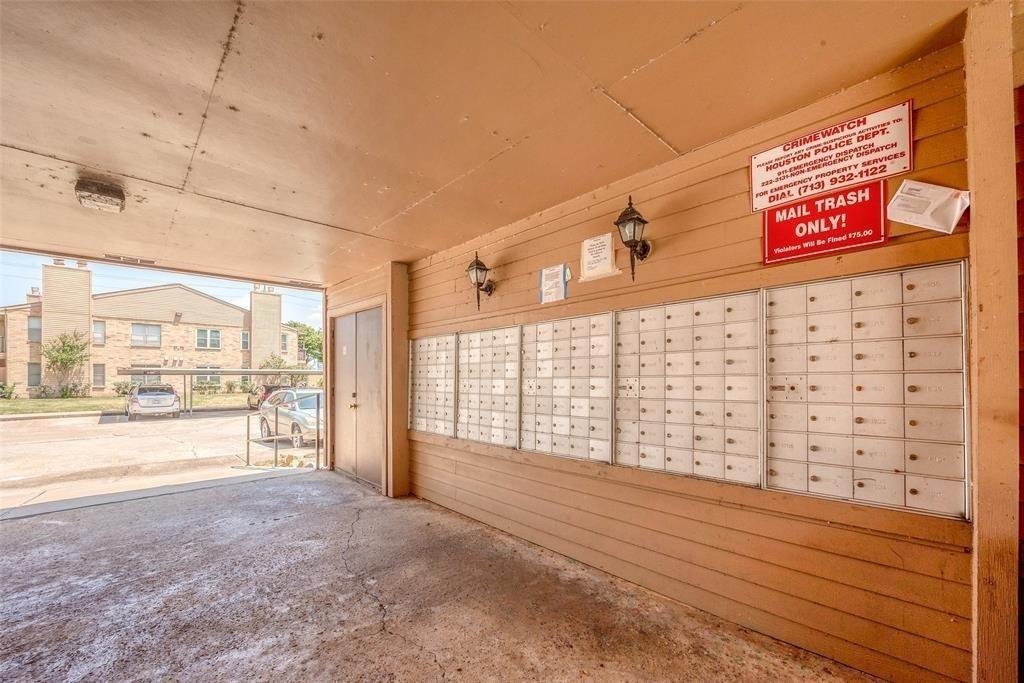 10555 Turtlewood Court - Photo 43
