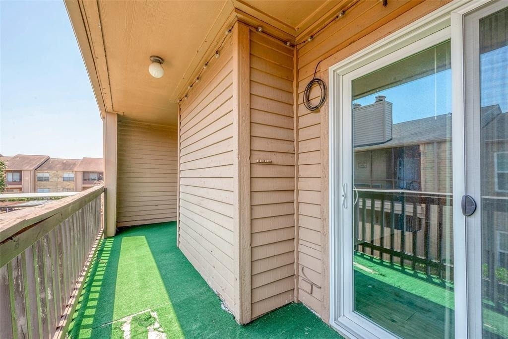 10555 Turtlewood Court - Photo 38