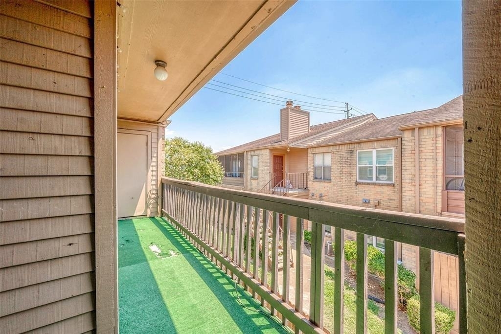 10555 Turtlewood Court - Photo 40
