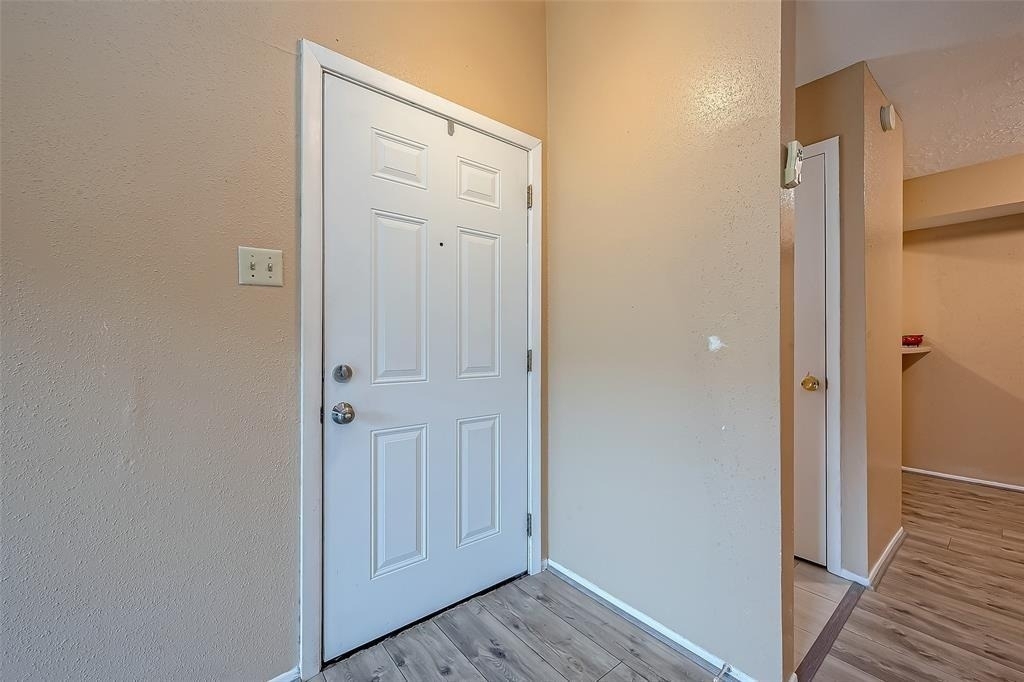10555 Turtlewood Court - Photo 5