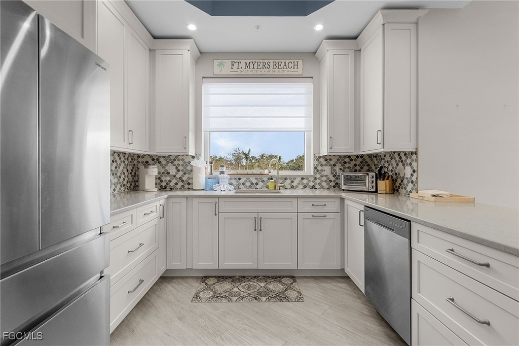 4182 Bay Beach Lane - Photo 26